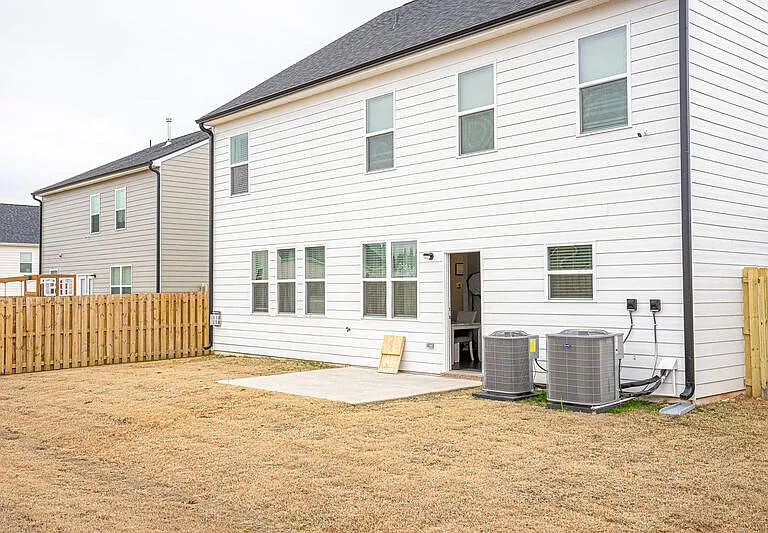 513 Myrtle Crst — Photo 16