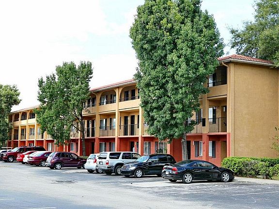 3rd image of 3997 Rosewood Way #4-313