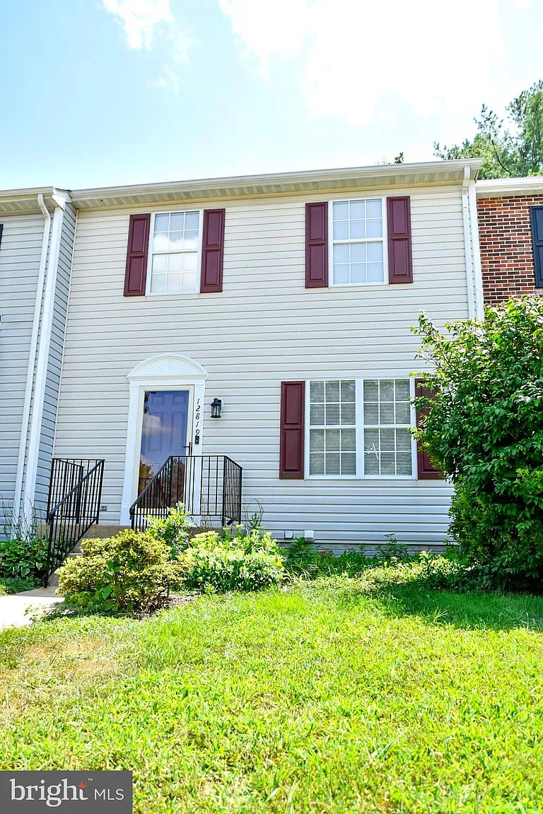 12819 Carousel Ct photo 1