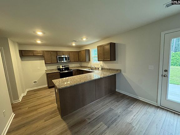 5th image of 6023 Edgemont Ct