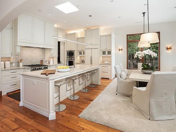 5th image of 1325 Garden Ln