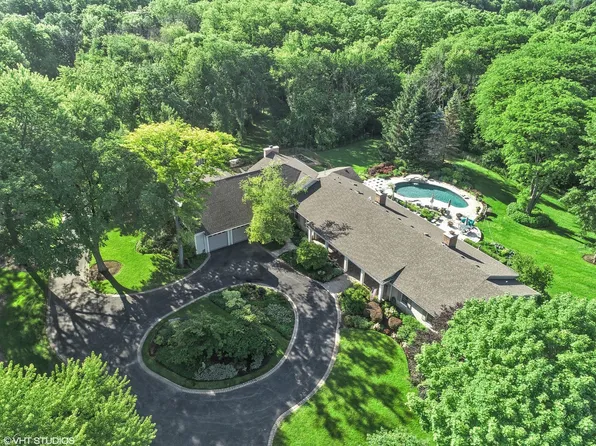 52 Brinker Rd, Barrington Hills, IL 60010