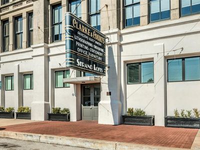 2400 Mechanic St APT 203, Galveston, TX, 77550
