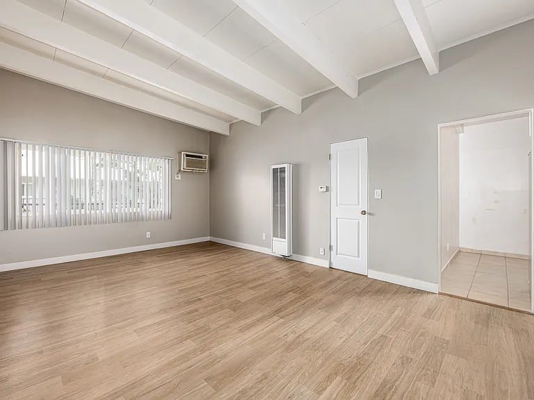 The Marquee Apartments — Photo 20