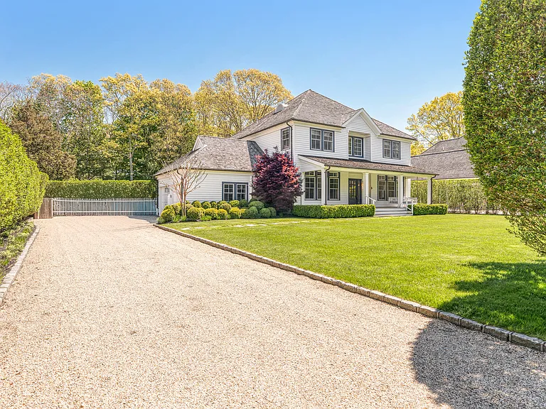 5 Montauk Avenue Ext — Photo 34