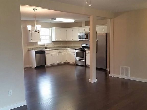 5th image of 8250 El Dorado Dr