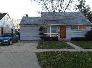 663 Ford Ave, Elgin, IL 60120