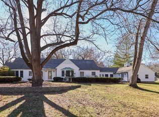 1507 Timberlake Manor Pkwy, Chesterfield, MO