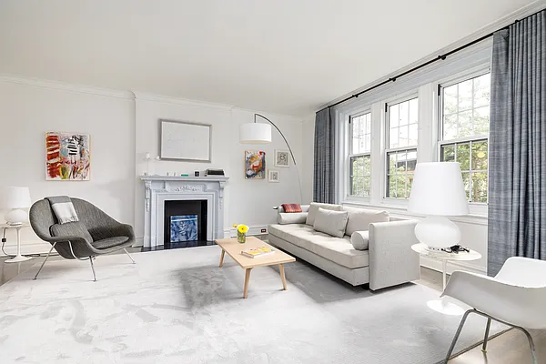 Sold by Compass | media 3