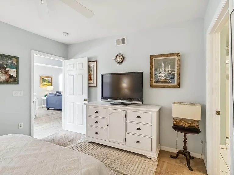 1030 Villagio Cir #203 — Photo 21