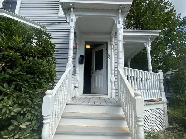 59 Dartmouth St, Laconia, NH 03246