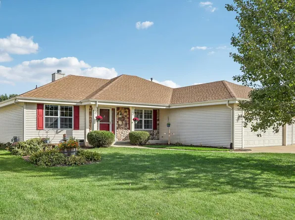 N7824 Maple Ridge ROAD, Oconomowoc, WI 53066