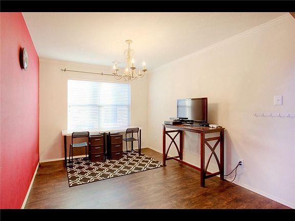 4th image of 7217 Starwood Dr