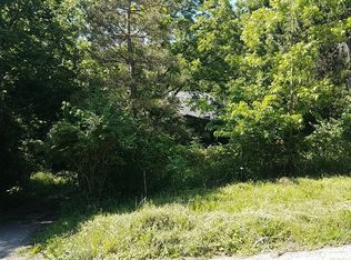 4303 E 55th St, Kansas City, MO 64130