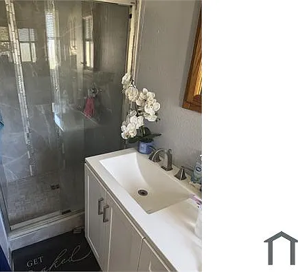 4 bed, 1600 sqft, $3,300 — Photo 3