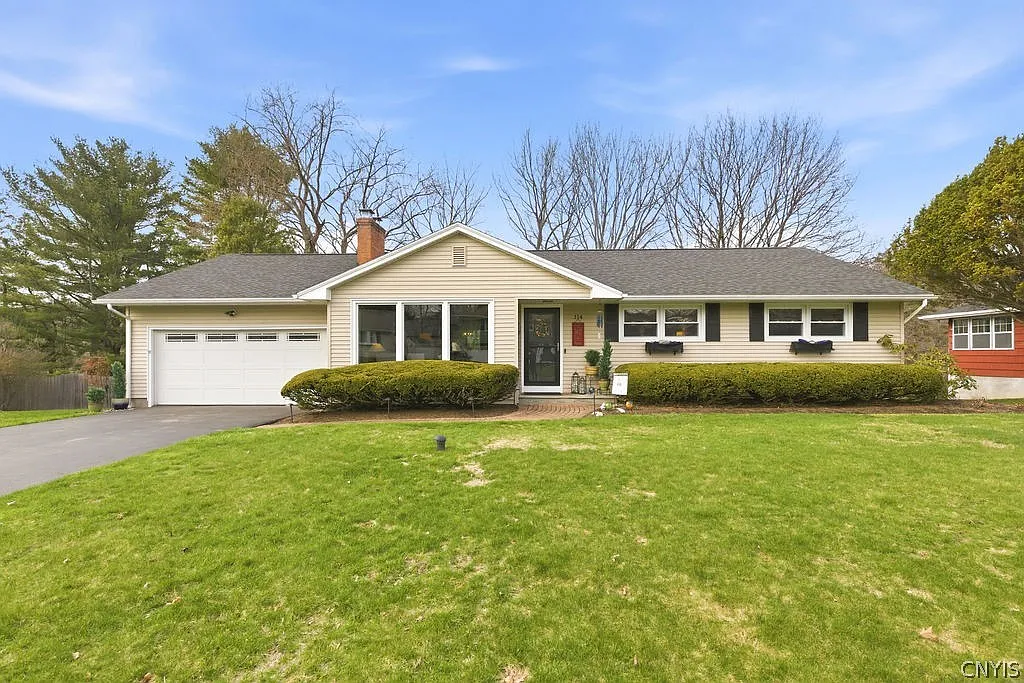 114 Woodmancy Ln photo 1