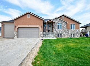 5330 S 4425 W, Hooper, UT 84315
