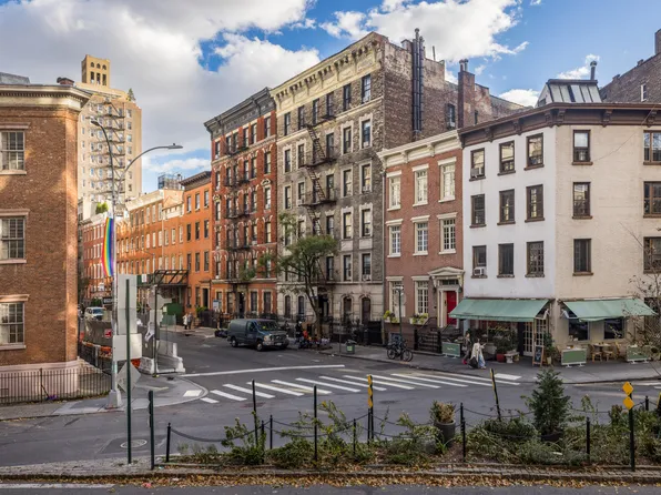 45 Christopher Street image 13 of 14