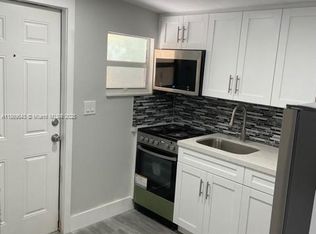 2154 NE 168th St, North Miami Beach, FL 33162