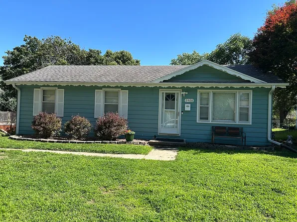 2408 Big Pine Ter, Saint Joseph, MO 64503