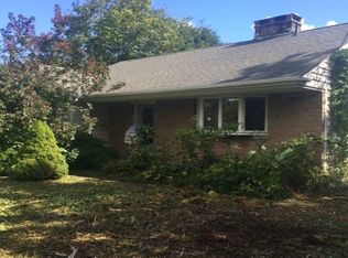 21 Pike St, South Kingstown, RI 02879