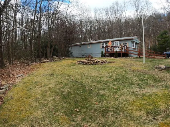 305 Summit Dr, Jim Thorpe, PA 18229