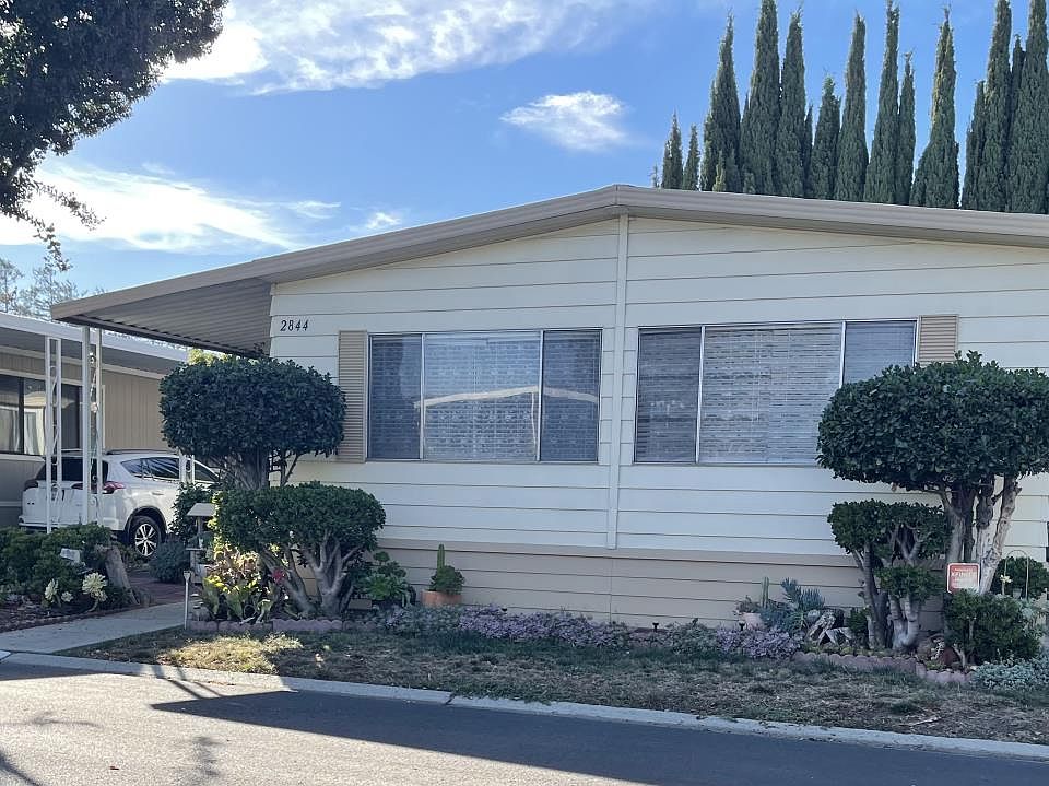 1st image of 2844 Moss Hollow Dr #2844