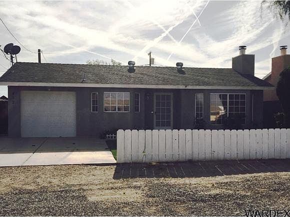 1st image of 412 Kofa Ave