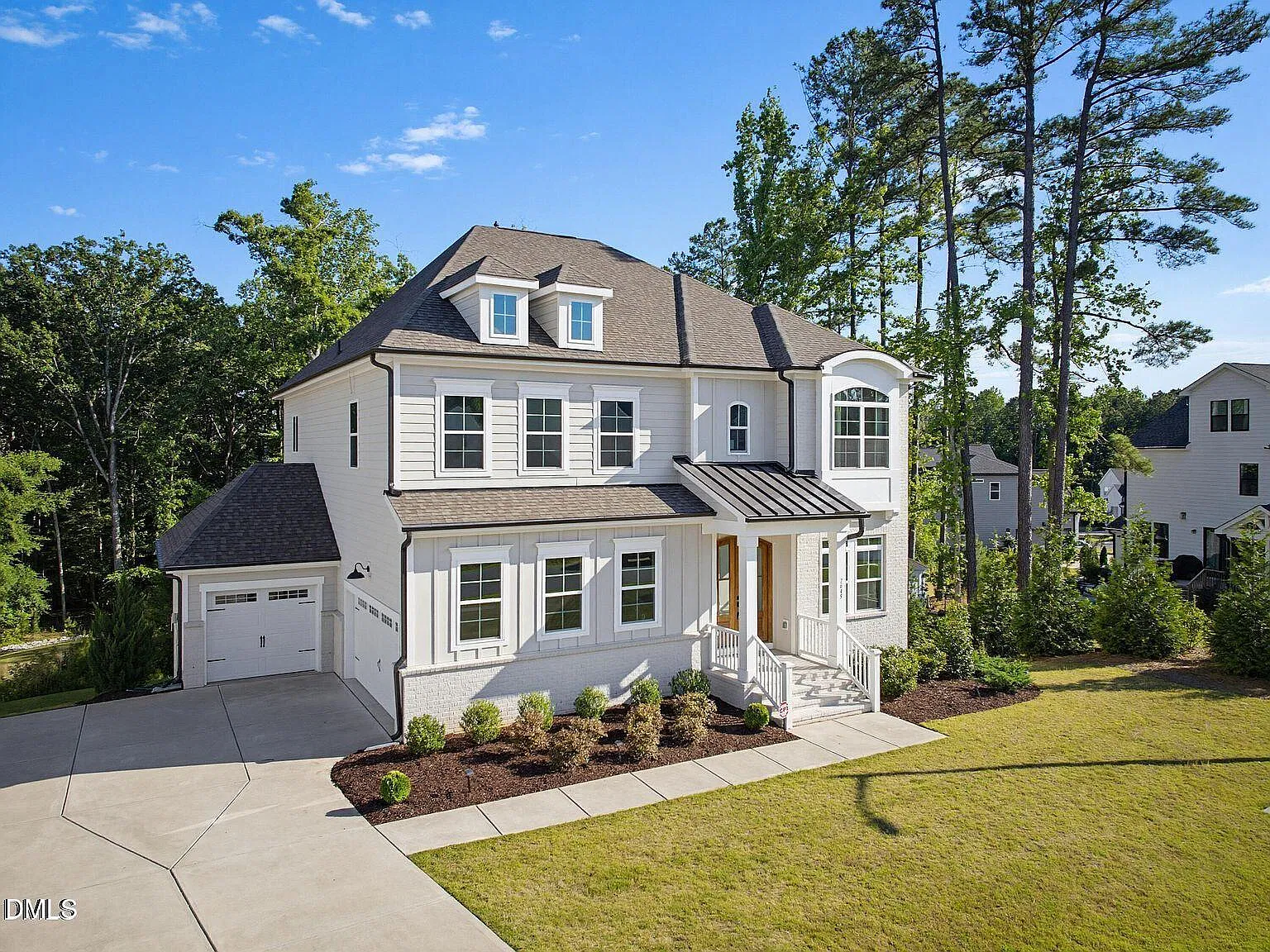 5 bed, 4.0 bath, $4,000 — Photo 2