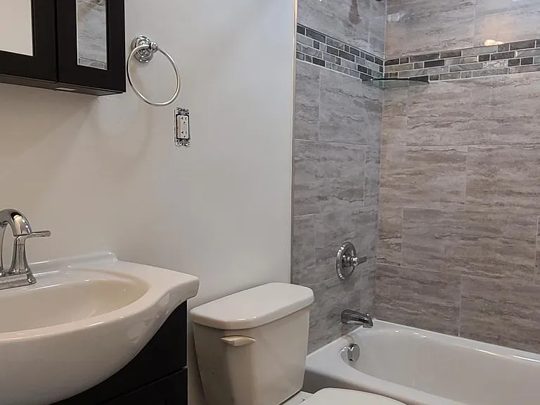 134 S Negley Ave #1 — Photo 6