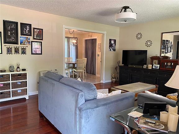 5th image of 2302 SE Beth Ln