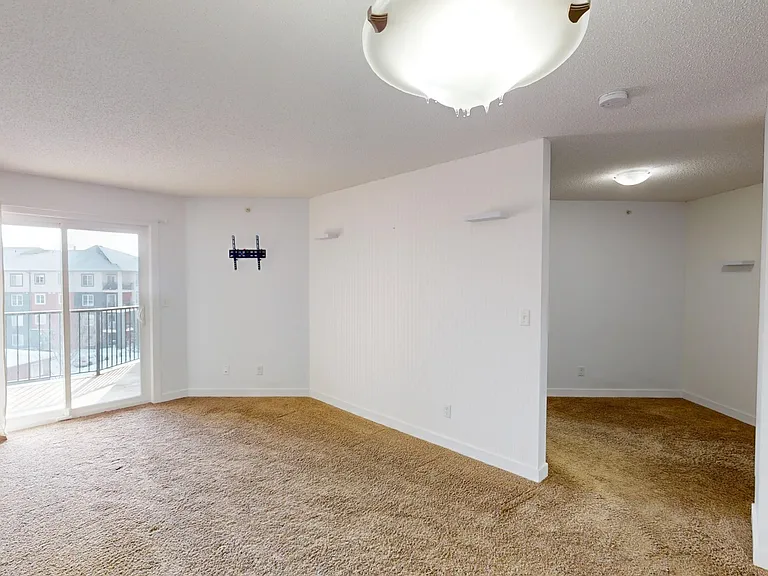 2419 Legacy Blvd SE — Photo 9