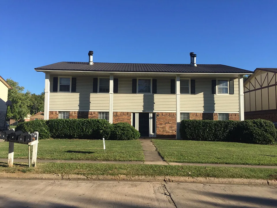 5601 Gary St #2