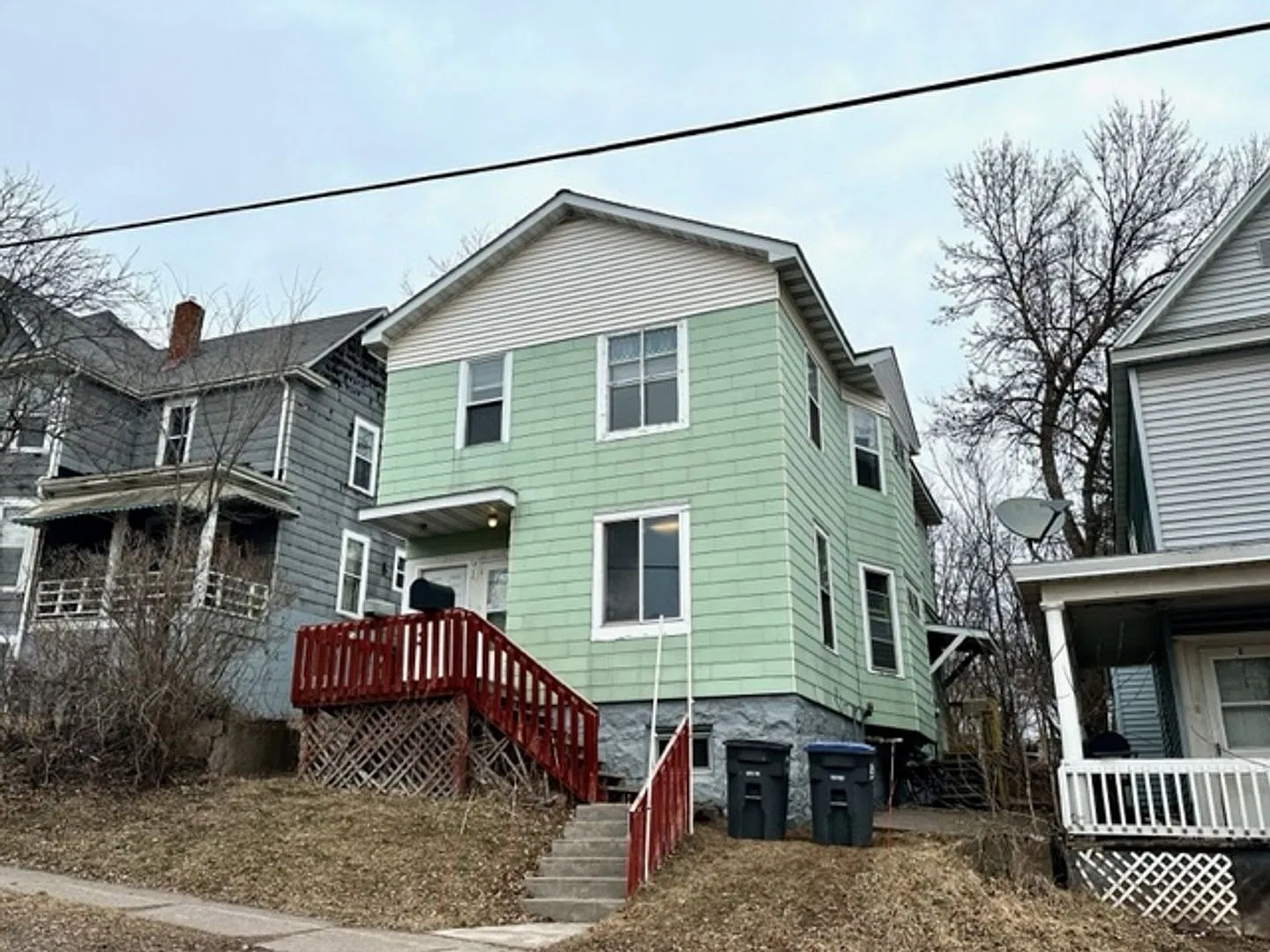 422 N 27th Ave W — Photo 1