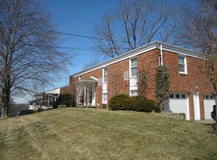133 Oak Hill Dr, Washington, PA 15301