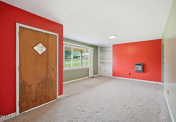 4th image of 45 Holbrook Dr