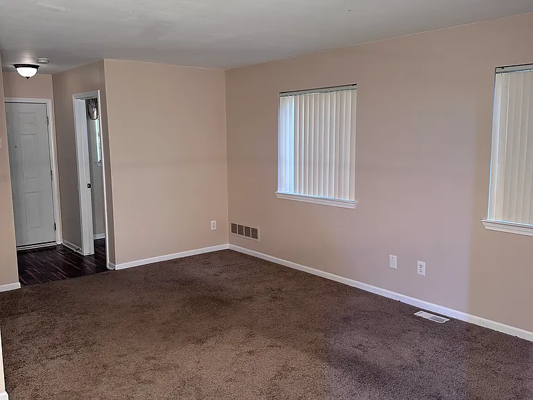 G3430 Mackin Rd — Photo 6