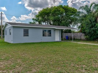 609 3rd Pl SW, Vero Beach, FL 32962