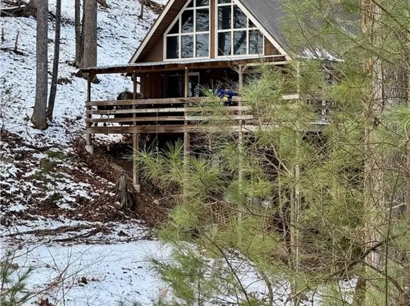 419 Saddle Lane, Deep Gap, NC 28618