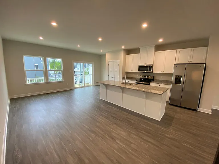 316 Crofton Village Ter — Photo 5