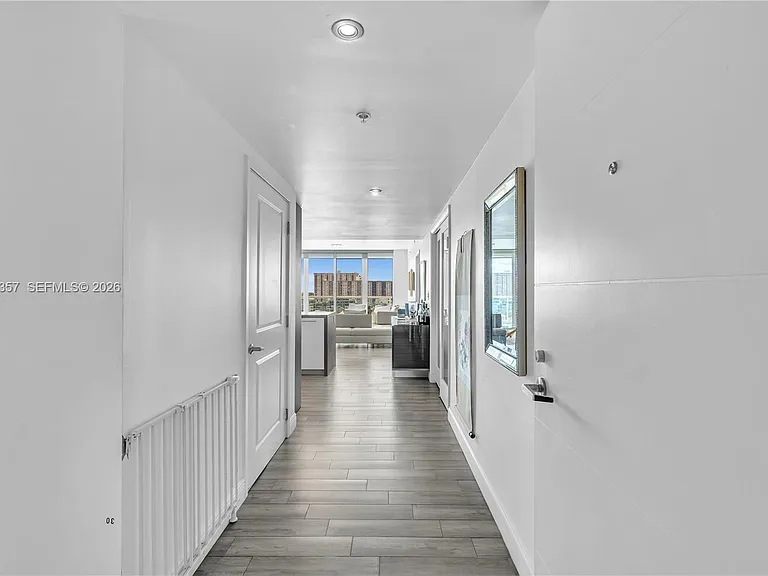 400 Sunny Isles Blvd #907 — Photo 16