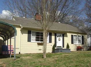 110 W South 3rd St, Seneca, SC 29678