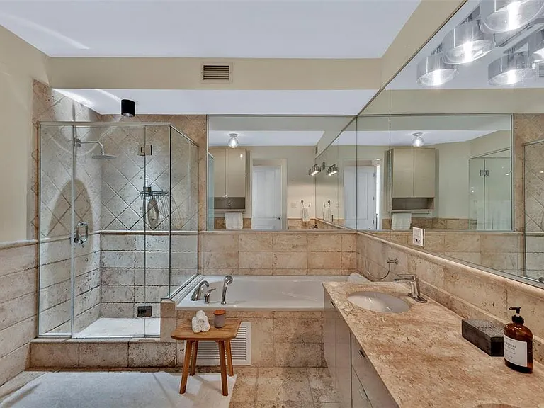 6690 Calle Turquoise #324 — Photo 15