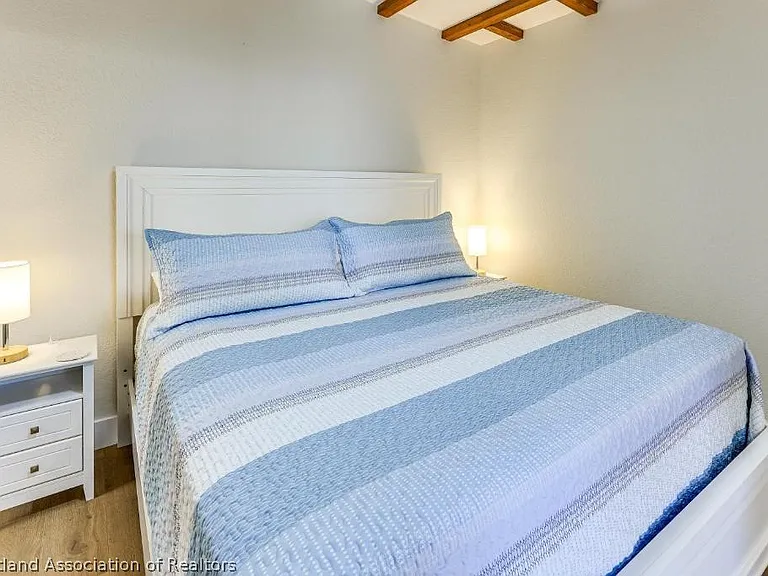 1216 Lake Clay Dr — Photo 20