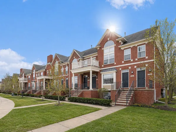 3286 Camden Dr #1, Troy, MI 48084