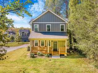 24 Gudger Rd, Candler, NC 28715