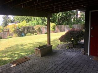 8020 SE 37th Pl #1, Mercer Island, WA 98040