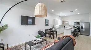 Building Photo - 2833 S Derbigny St