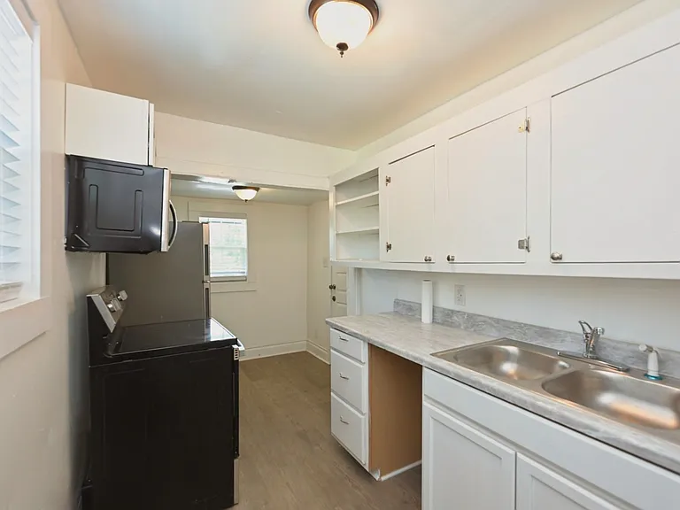 1406 Jefferson St #B — Photo 17