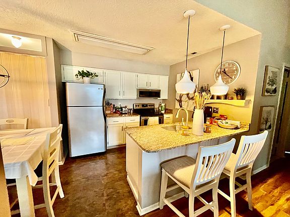 kitchen with Granite